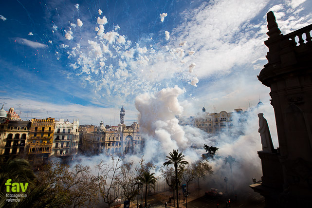 Fotoagencia valencia, fotos fallas, mascleta